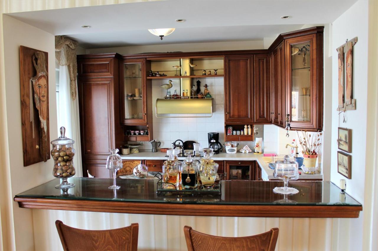 Luxury Sea View Apartment Volos Bagian luar foto